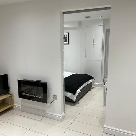 Modern 1 Bedroom Holiday Apartment In Southminster Εξωτερικό φωτογραφία